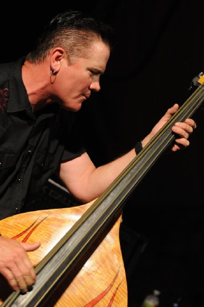 Reverend Horton Heat at Stubb's BarBQ, Austin, Texas 06/10/10 - photo by Je