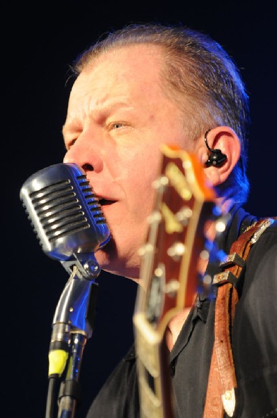 Reverend Horton Heat at Stubb's BarBQ, Austin, Texas 06/10/10 - photo by Je