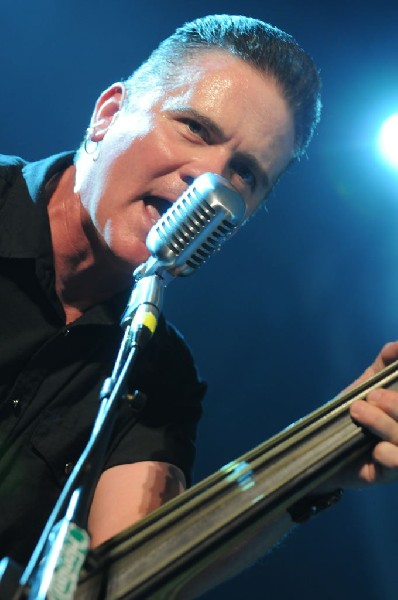 Reverend Horton Heat at Stubb's BarBQ, Austin, Texas 06/10/10 - photo by Je