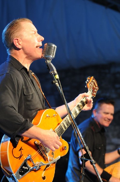 Reverend Horton Heat at Stubb's BarBQ, Austin, Texas 06/10/10 - photo by Je