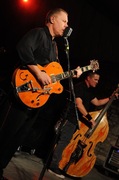 Reverend Horton Heat at Stubb's BarBQ, Austin, Texas 06/10/10 - photo by Je