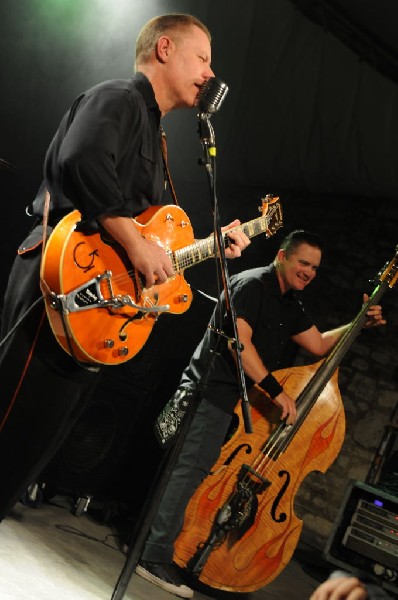 Reverend Horton Heat at Stubb's BarBQ, Austin, Texas 06/10/10 - photo by Je