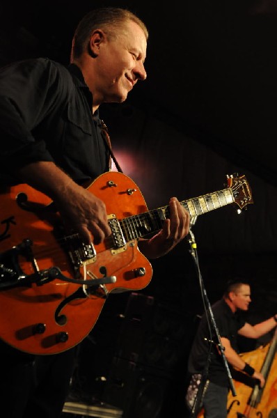 Reverend Horton Heat at Stubb's BarBQ, Austin, Texas 06/10/10 - photo by Je