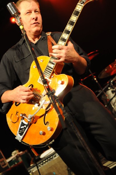 Reverend Horton Heat at Stubb's BarBQ, Austin, Texas 06/10/10 - photo by Je
