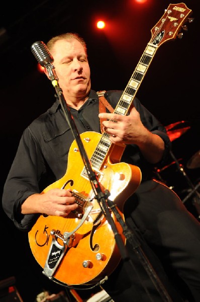 Reverend Horton Heat at Stubb's BarBQ, Austin, Texas 06/10/10 - photo by Je
