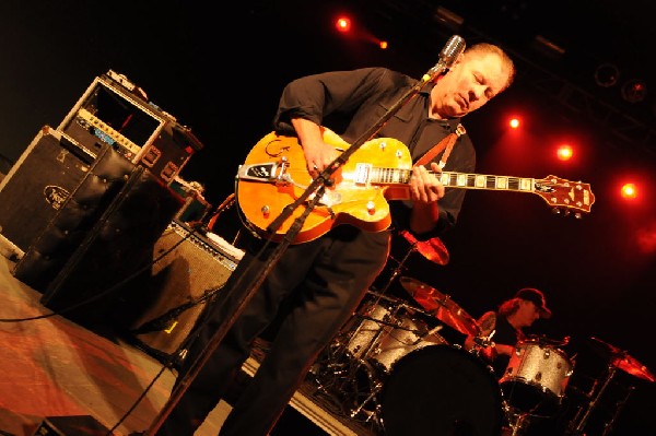 Reverend Horton Heat at Stubb's BarBQ, Austin, Texas 06/10/10 - photo by Je