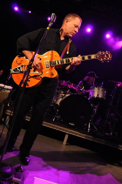 Reverend Horton Heat at Stubb's BarBQ, Austin, Texas 06/10/10 - photo by Je