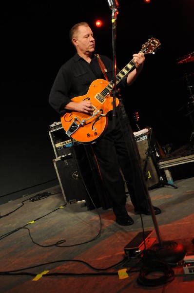 Reverend Horton Heat at Stubb's BarBQ, Austin, Texas 06/10/10 - photo by Je