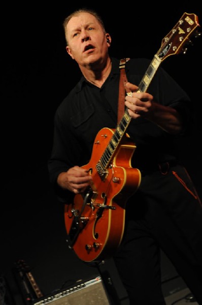 Reverend Horton Heat at Stubb's BarBQ, Austin, Texas 06/10/10 - photo by Je