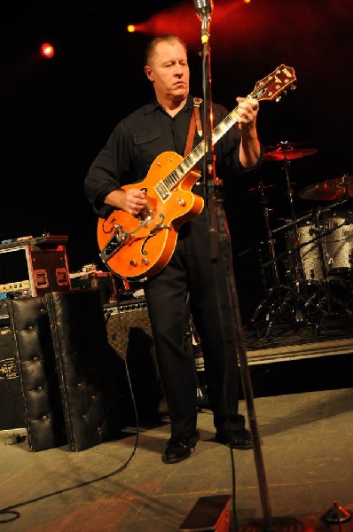 Reverend Horton Heat at Stubb's BarBQ, Austin, Texas 06/10/10 - photo by Je