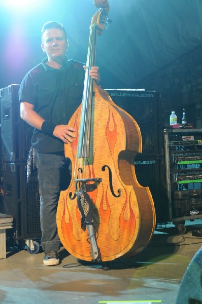 Reverend Horton Heat at Stubb's BarBQ, Austin, Texas 06/10/10 - photo by Je