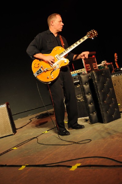 Reverend Horton Heat at Stubb's BarBQ, Austin, Texas 06/10/10 - photo by Je