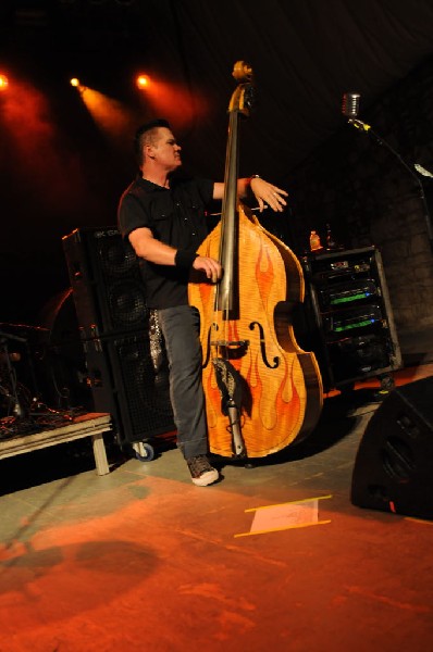 Reverend Horton Heat at Stubb's BarBQ, Austin, Texas 06/10/10 - photo by Je
