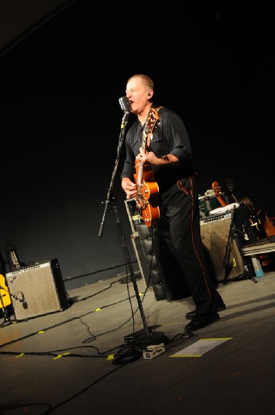 Reverend Horton Heat at Stubb's BarBQ, Austin, Texas 06/10/10 - photo by Je