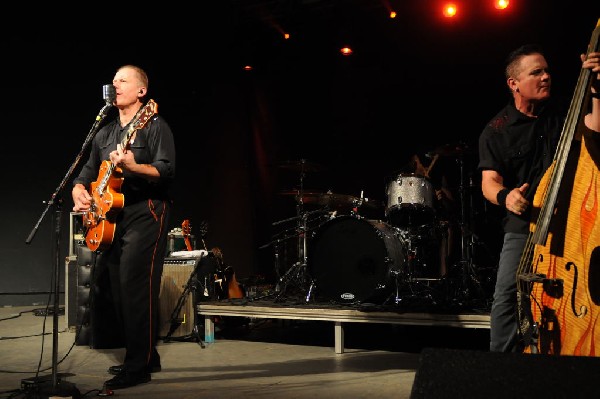 Reverend Horton Heat at Stubb's BarBQ, Austin, Texas 06/10/10 - photo by Je