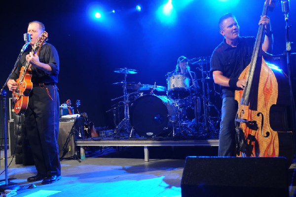 Reverend Horton Heat at Stubb's BarBQ, Austin, Texas 06/10/10 - photo by Je