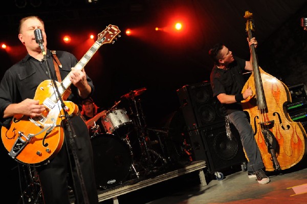 Reverend Horton Heat at Stubb's BarBQ, Austin, Texas 06/10/10 - photo by Je