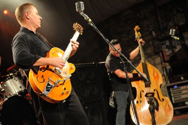 Reverend Horton Heat at Stubb's BarBQ, Austin, Texas 06/10/10 - photo by Je