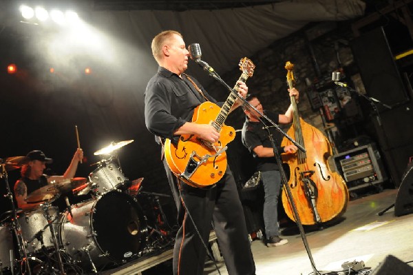 Reverend Horton Heat at Stubb's BarBQ, Austin, Texas 06/10/10 - photo by Je