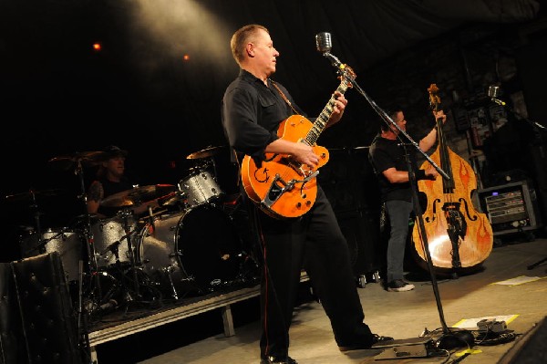 Reverend Horton Heat at Stubb's BarBQ, Austin, Texas 06/10/10 - photo by Je