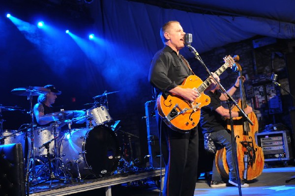 Reverend Horton Heat at Stubb's BarBQ, Austin, Texas 06/10/10 - photo by Je