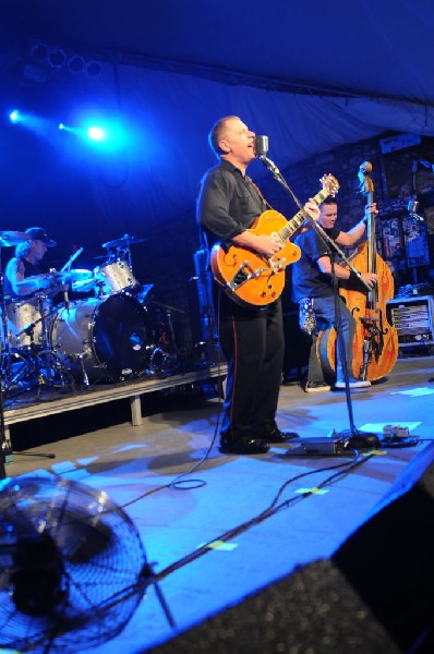 Reverend Horton Heat at Stubb's BarBQ, Austin, Texas 06/10/10 - photo by Je