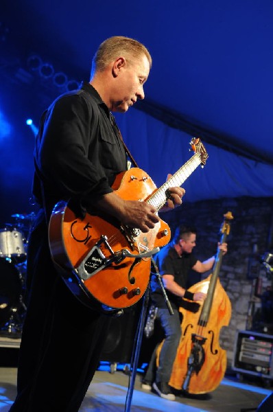 Reverend Horton Heat at Stubb's BarBQ, Austin, Texas 06/10/10 - photo by Je