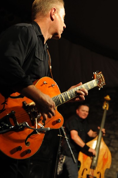 Reverend Horton Heat at Stubb's BarBQ, Austin, Texas 06/10/10 - photo by Je