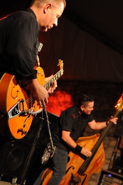 Reverend Horton Heat at Stubb's BarBQ, Austin, Texas 06/10/10 - photo by Je