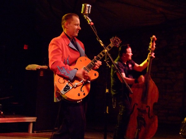 The Reverend Horton Heat at Stubbs BarBQ, Austin, Tx