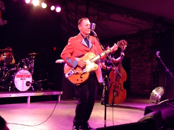 The Reverend Horton Heat at Stubbs BarBQ, Austin, Tx