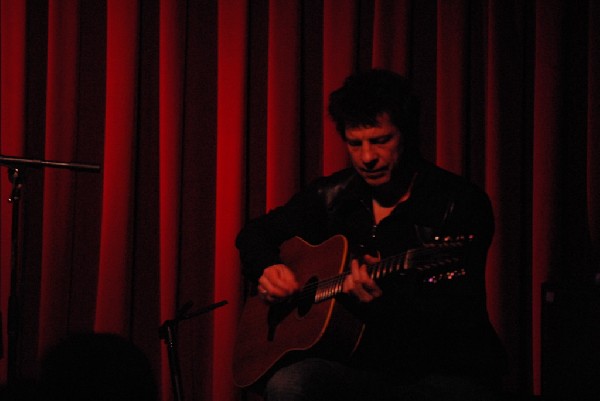 Howard Jones and Robin "The Itch" Boult at the Cactus Cafe, Austi