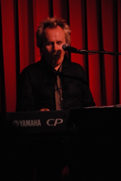 Howard Jones and Robin "The Itch" Boult at the Cactus Cafe, Austi