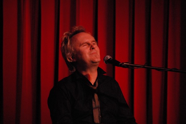 Howard Jones and Robin "The Itch" Boult at the Cactus Cafe, Austi