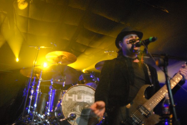 Hurt at La Zona Rosa, Austin, Texas