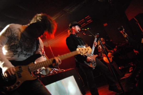 Hurt at La Zona Rosa, Austin, Texas