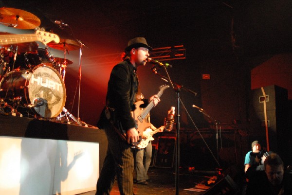 Hurt at La Zona Rosa, Austin, Texas