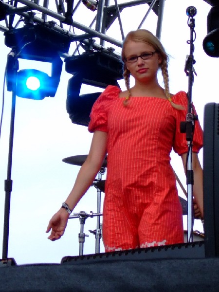 Husky Rescue at ACL Fest 2006, Austin, Tx