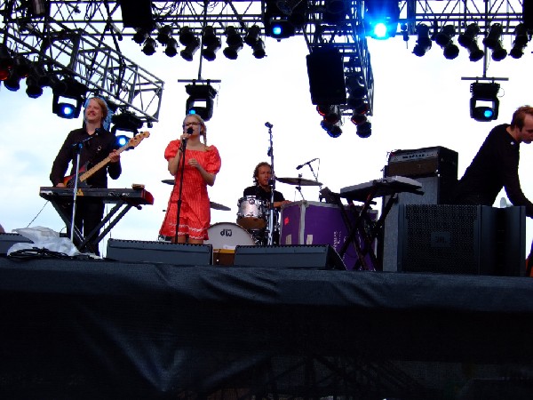 Husky Rescue at ACL Fest 2006, Austin, Tx