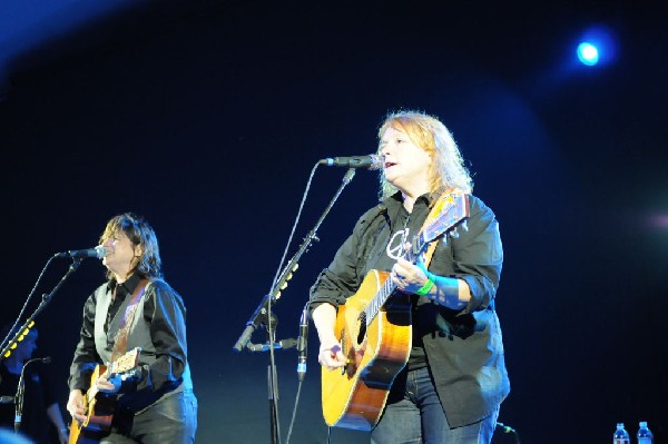Indigo Girls at Stubb's BarBQ, SXSW 2009, Austin, Texas