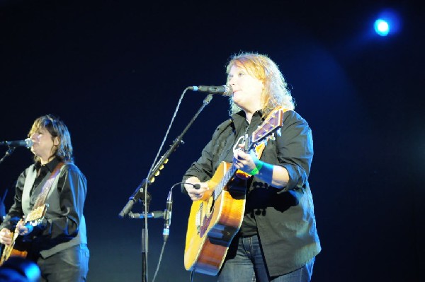 Indigo Girls at Stubb's BarBQ, SXSW 2009, Austin, Texas