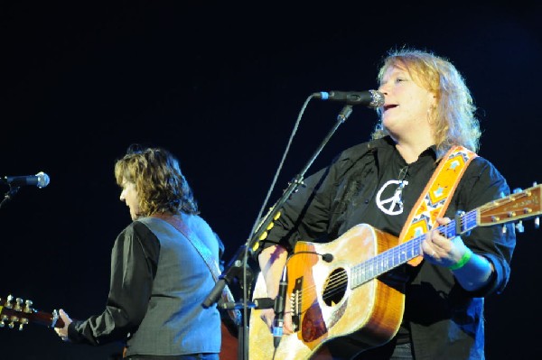 Indigo Girls at Stubb's BarBQ, SXSW 2009, Austin, Texas