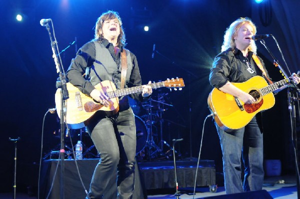 Indigo Girls at Stubb's BarBQ, SXSW 2009, Austin, Texas
