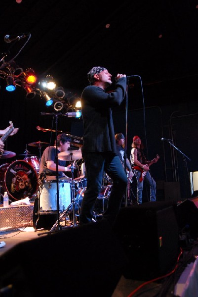 Hellape�o at Rock City Icehouse, Austin, Texas