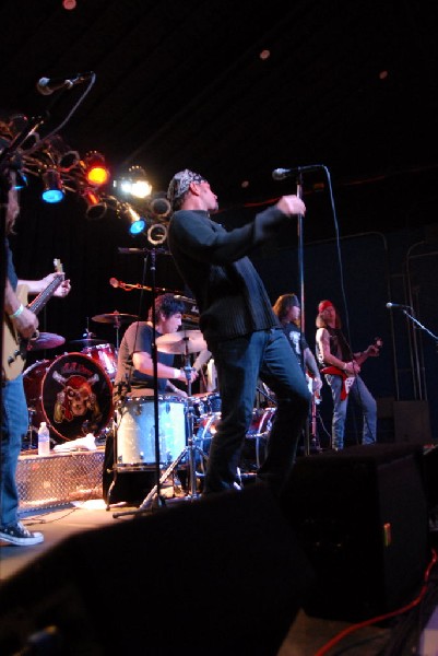 Hellape�o at Rock City Icehouse, Austin, Texas