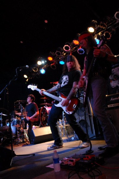 Hellape�o at Rock City Icehouse, Austin, Texas