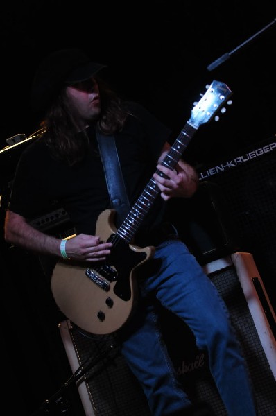 Hellape�o at Rock City Icehouse, Austin, Texas