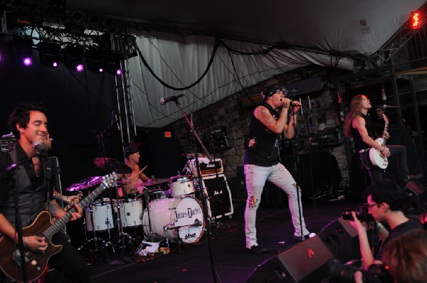 James Durbin at Stubb's BarBQ, Austin, Texas 04/17/12