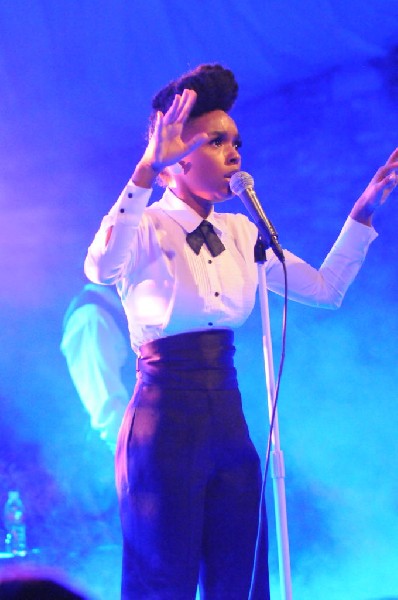 Janelle Monae at Stubb's BarBQ, SXSW 2009, Austin, Texas