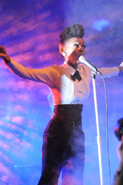 Janelle Monae at Stubb's BarBQ, SXSW 2009, Austin, Texas